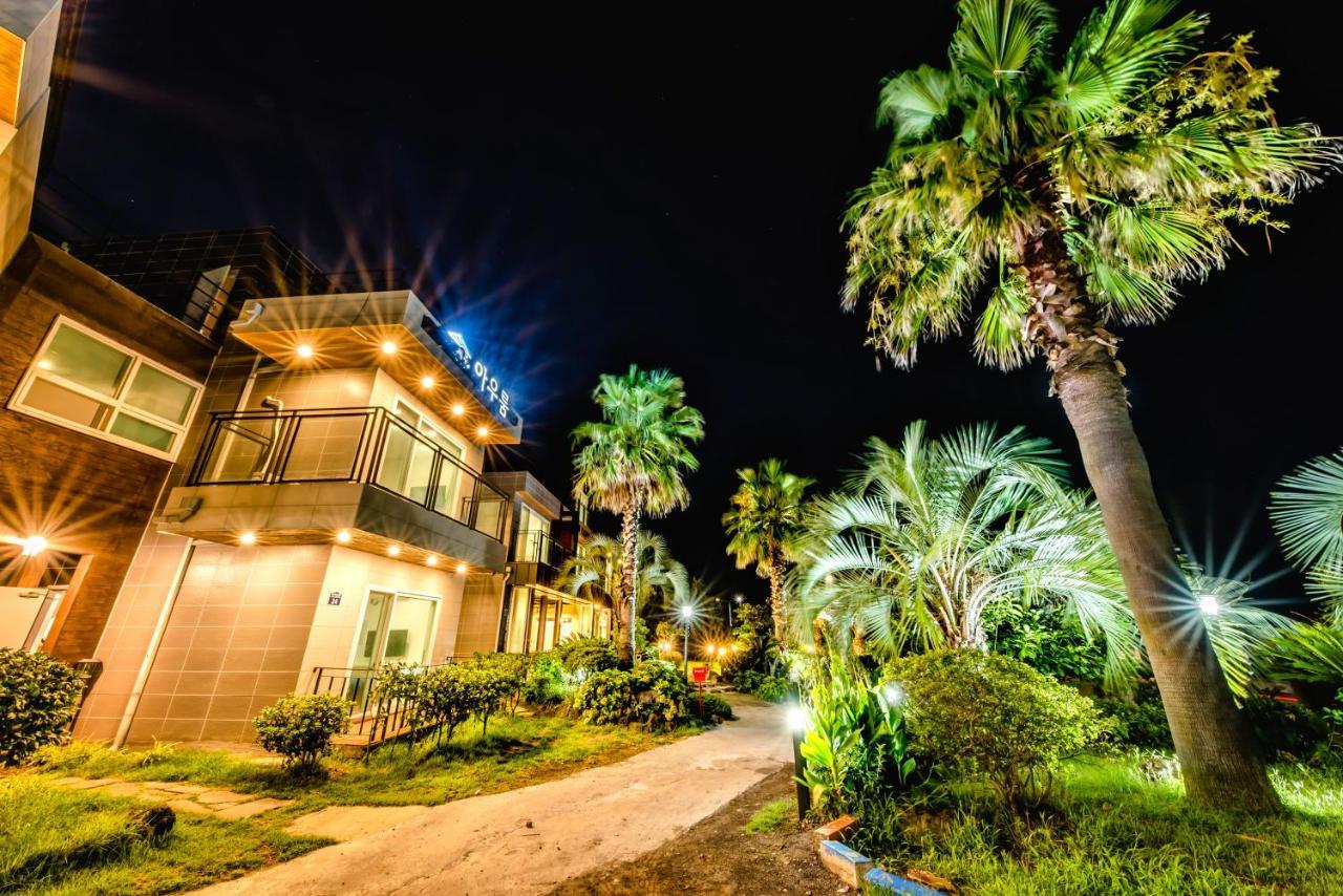 Jeju Aurum Seogwipo Exterior foto